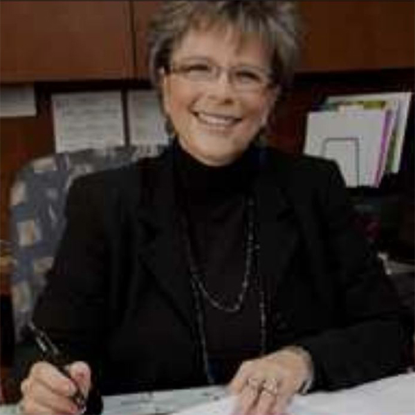 Owner of Tierra West, Donna Bohannon